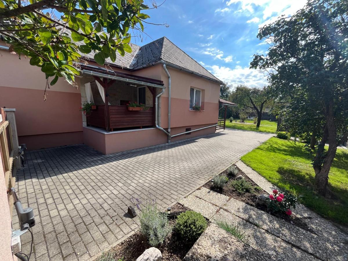 Villa Levendula Vendeghaz Bakonybél Exterior foto